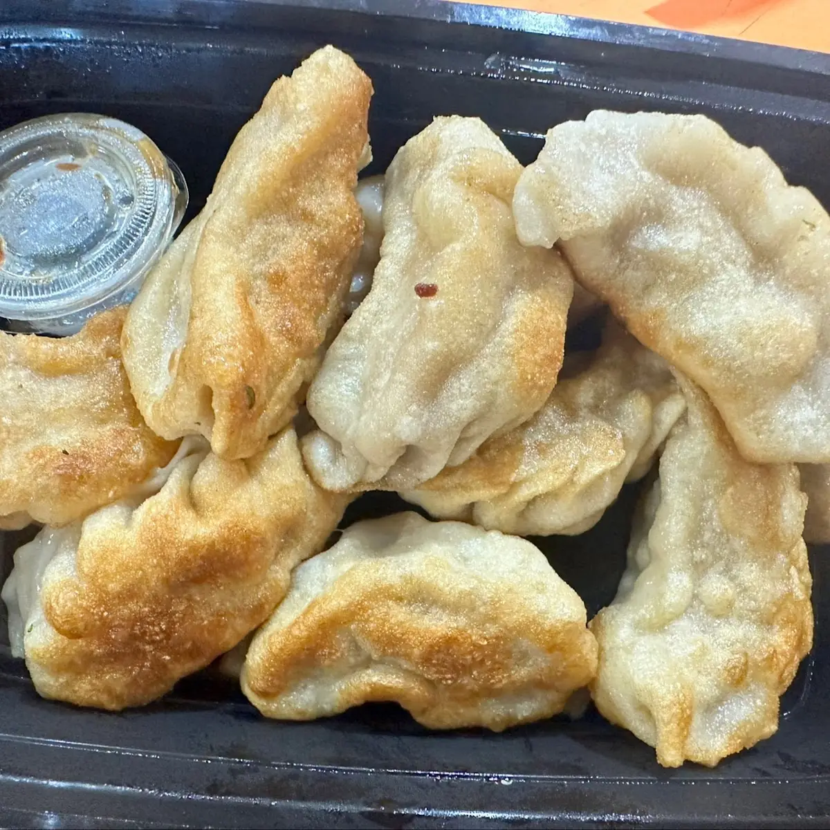 水餃 Steamed Chicken Dumplings 10pc